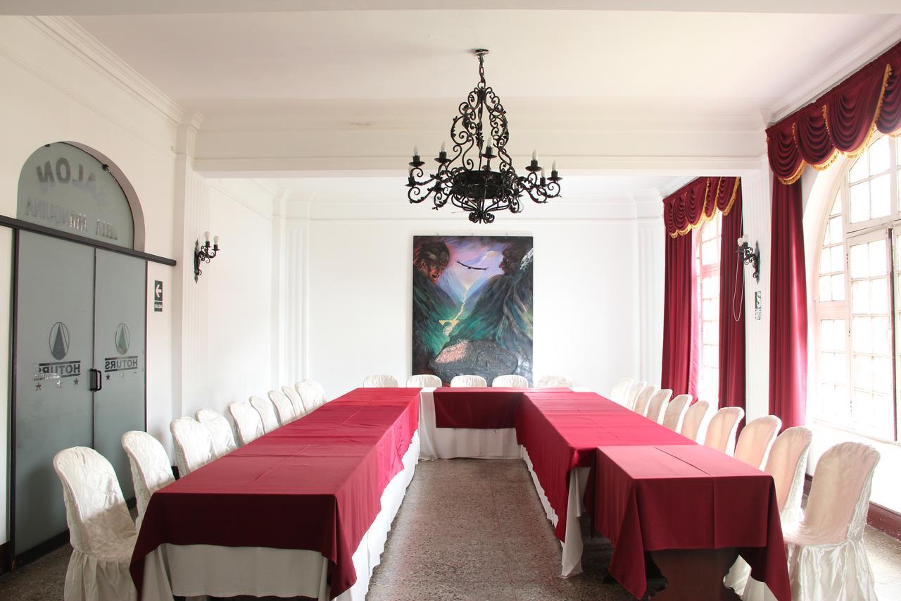 Hotel De Turistas Abancay エクステリア 写真