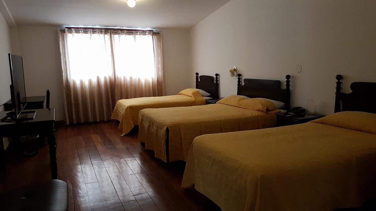 Hotel De Turistas Abancay エクステリア 写真