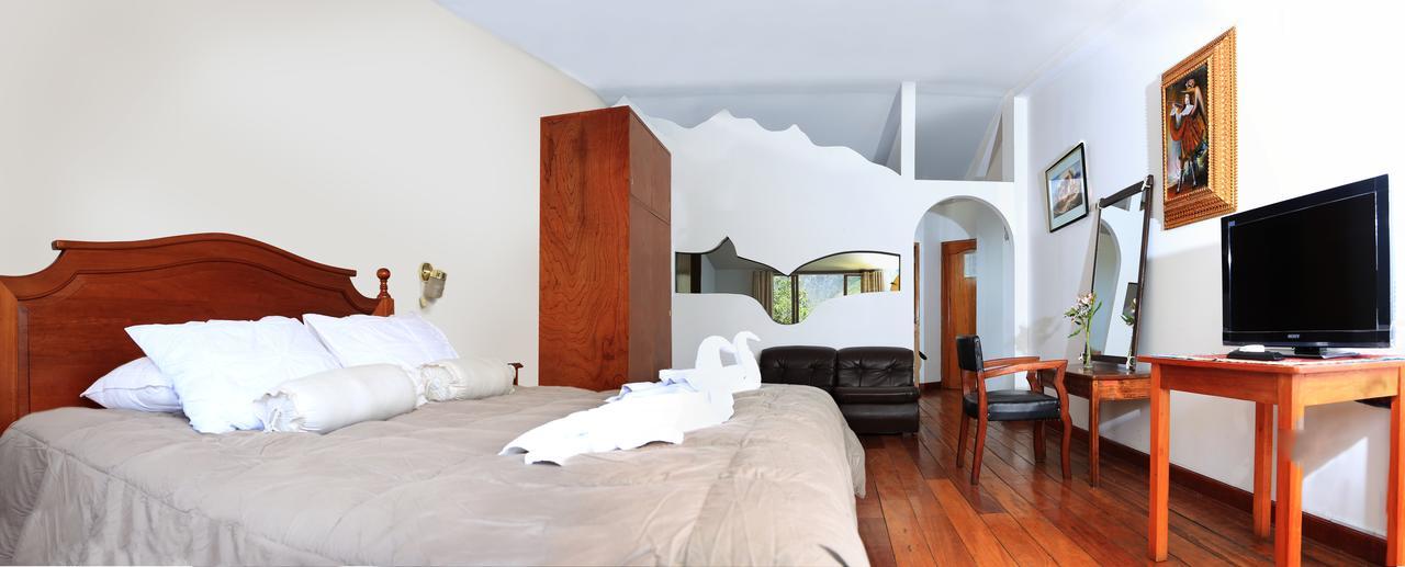 Hotel De Turistas Abancay エクステリア 写真